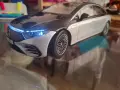 Продавам колекционерски модел Mercedes EQS 1:18, снимка 2