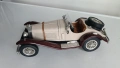 Mercedes-Benz SSK 1928 в мащаб 1:18, произведен от италианската компания Bburago. , снимка 2