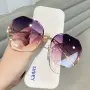 Дамски полигонални слънчеви очила без рамки + калъфче., снимка 2