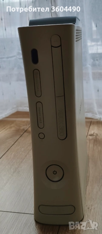 Xbox 360 fat във перфектно състояние със 3 игра подарък (call of duty black ops 1, fifa 18, forza Mo, снимка 1