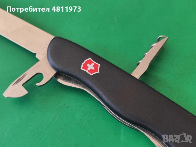 Джобен нож victorinox picknicker с калъф, снимка 5 - Ножове - 54515458