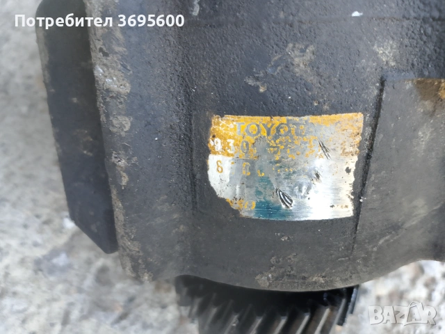 Вакум вакуум помпа Toyota Hilux 2.5 D4D TD Тойота Хайлукс, снимка 3 - Части - 55170675