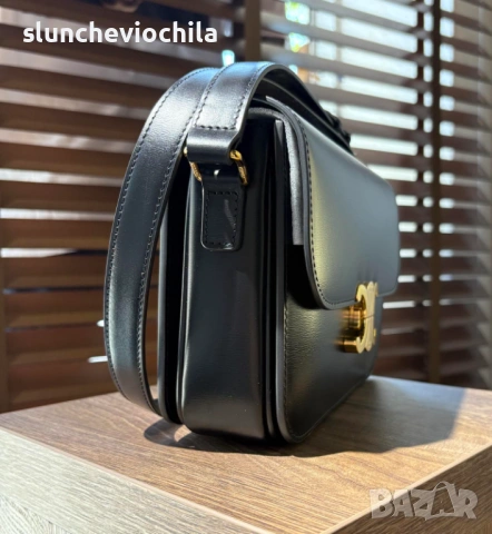 Чанта Celine Classique Triomphe, снимка 3 - Чанти - 54225692