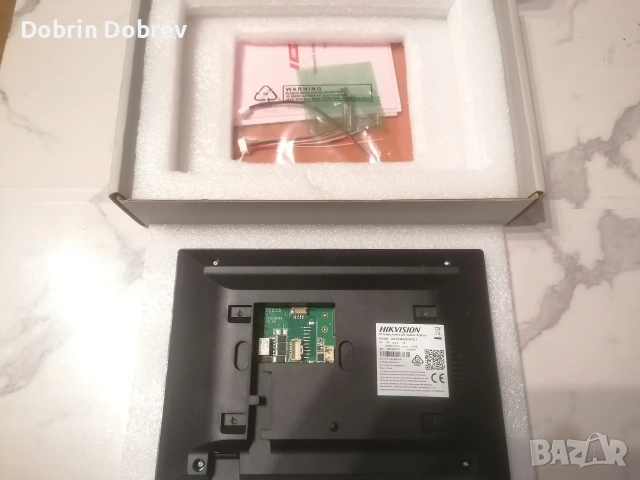Мониторен панел 7 инча HIKVISION DS-KH6320-WTE1 (видеодомофон станция), снимка 3 - Други - 54383852