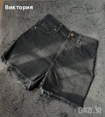 Къси панталонки с висока талия - Zara