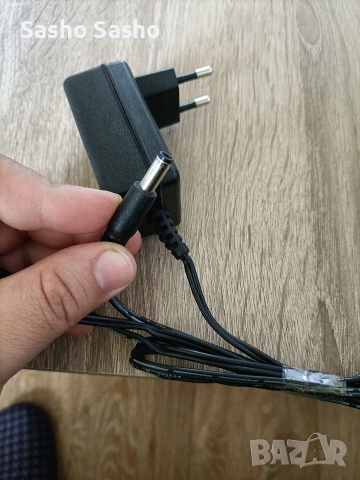 адаптер , снимка 2 - Кабели и адаптери - 54310503