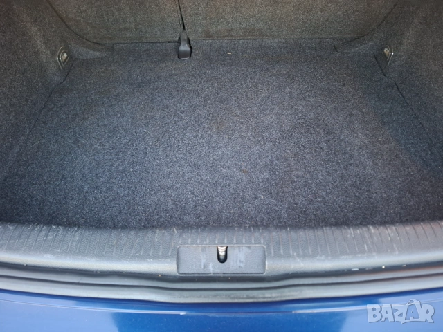 VW Golf V 1.6бензин 147000км.Доказуеми Нов Внос, снимка 16 - Автомобили и джипове - 54003766