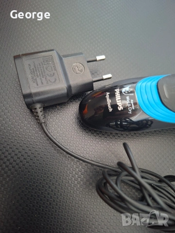 Самобръсначка Philips AquaTouch AT750/16, предназначена за сухо и мокро бръснене., снимка 7 - Електрически самобръсначки - 55076091