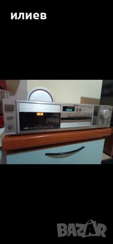 Касетен дек Teac V-80 3 Heads