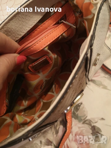 Guess, DKNY, Aigner, Maikal Kors , снимка 4 - Чанти - 54404438