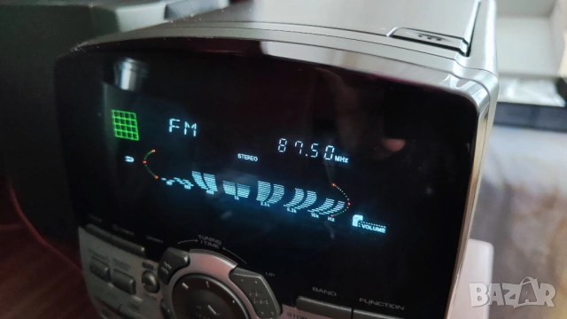 Продавам мини-уредба LG FFH-217, снимка 3 - Аудиосистеми - 53965876