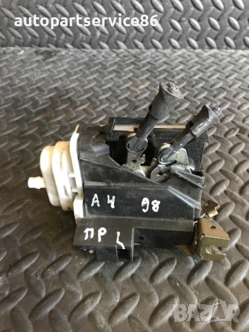 Заключващ механизъм за предна лява врата за Audi A4 (1997) 8D2837015E, снимка 2 - Части - 54653314