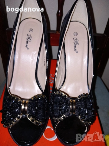 Нови елегантни обувки на ток, 39 номер, снимка 2 - Дамски елегантни обувки - 54038249