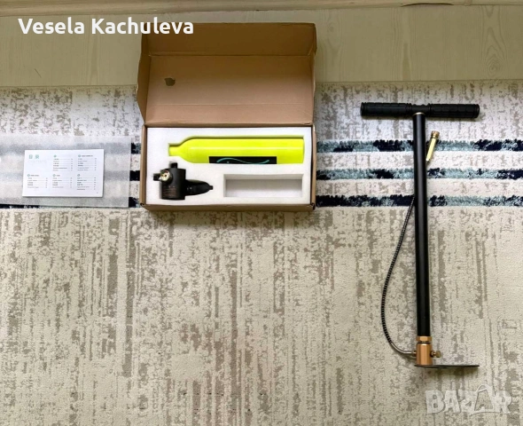 Продавам мини комплект за гмуркане- мини бутилка плюс ръчна помпа с манометър 