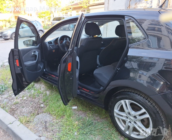 VW-POLO 1.6 TDI, снимка 11 - Автомобили и джипове - 54384198