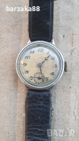 Стар дамски часовник 30-те
