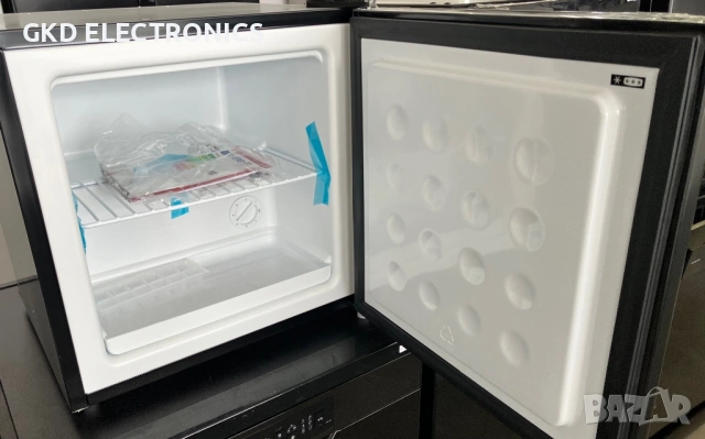 Мини фризер - Tomado / Холандия, снимка 4 - Фризери - 54063470