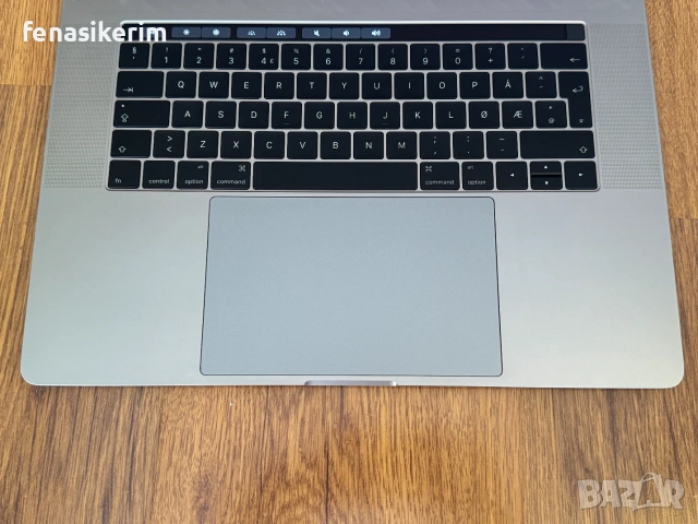 15.4' Core i7 Apple MacBook Pro Late 2016 SG TouchBar 16GB RAM/512GB SSD/Radeon Pro 460 4GB/Бат 4ч, снимка 9 - Лаптопи за работа - 50420967