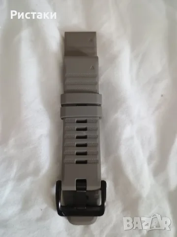Оригинал-Силиконова каишка Garmin QuickFit, 22 мм, Сива, 010-12863-22 , снимка 2 - Каишки за часовници - 55376548