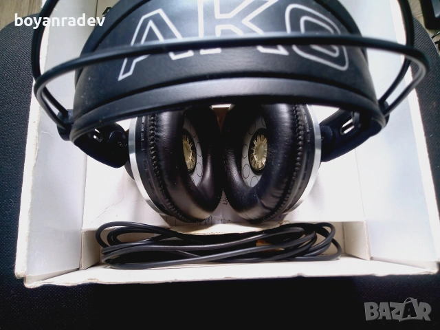 Професионални слушалки AKG K271 Studio, снимка 4 - Слушалки и портативни колонки - 55204248