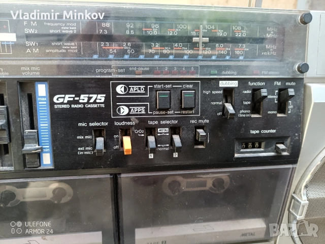 радио касетофон Шарп ГФ575, снимка 3 - Радиокасетофони, транзистори - 54670904