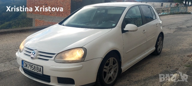 Volkswagen Golf Mk5 1.9 TDI 1.9 TDI 105 к.с. Ръчна скоростна кутия. Колата е в добро техническо и ви, снимка 3 - Автомобили и джипове - 54572212
