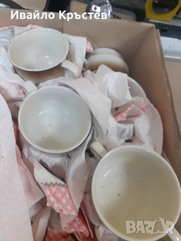 Продавам керамичен кафе сервиз , снимка 3 - Сервизи - 54353006
