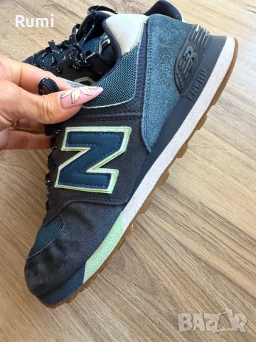 Оригинални класически маратонки  New Balance 574! 44 н, снимка 2 - Маратонки - 54742310