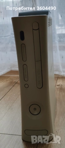 Xbox 360 fat във перфектно състояние със 3 игра подарък (call of duty black ops 1, fifa 18, forza Mo