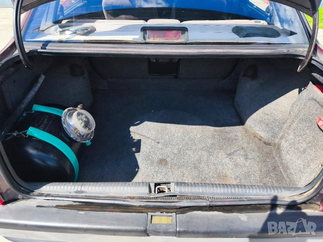 Опел Вектра 1.6 GPL, снимка 11 - Автомобили и джипове - 54289930