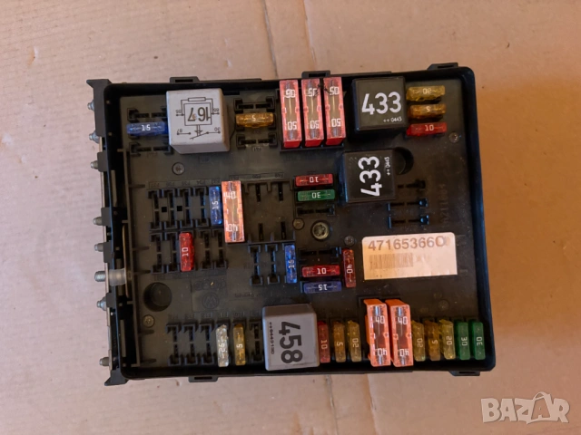 Бушонно табло за SKODA OCTAVIA Fuse box 1K0937124K 1K0 937 124 K