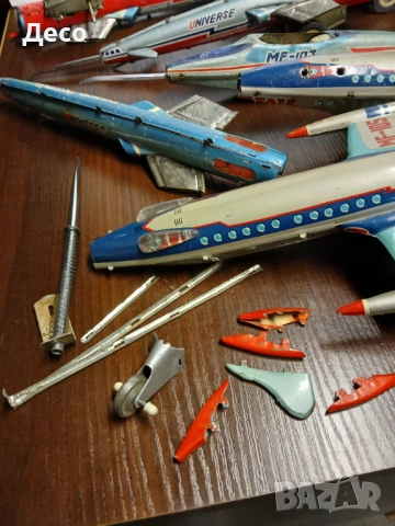 Стари тенекиени играчки ракети,самолети., снимка 4 - Колекции - 54099179