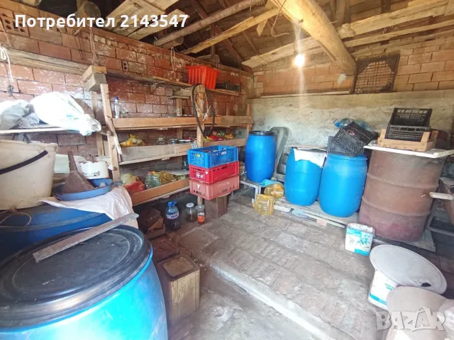 Къща с двор и гараж , снимка 6 - Къщи - 55340294