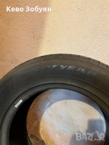 Летни гуми 235/65 R17, снимка 2 - Гуми и джанти - 54800274