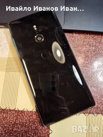 Xperia XZ2 - счупен екран, снимка 2 - Sony - 54387773