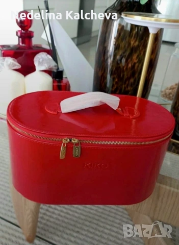 Нов несесер, куфар за гримове Kiko Milano, снимка 2 - Чанти - 54843454