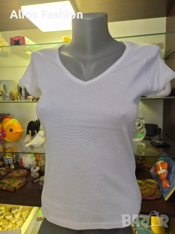Оригинална бяла дамска тениска ZARA Basics