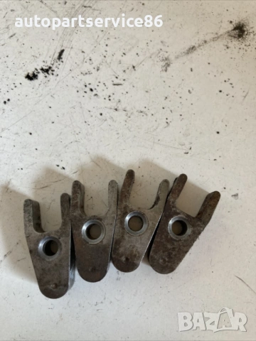 Комплект държачи за горивни дюзи A180 CDI за Mercedes A Class W169 (2008)