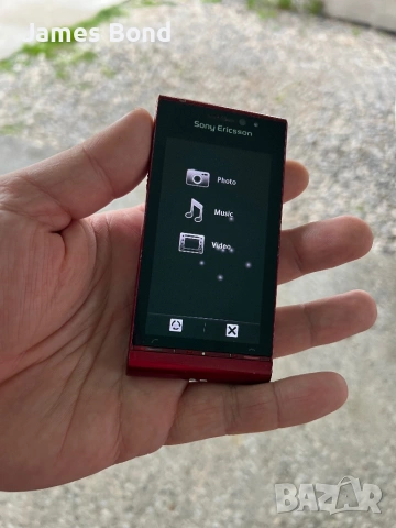 Sony Ericsson Satio 12.1MP , снимка 2 - Sony Ericsson - 54030456