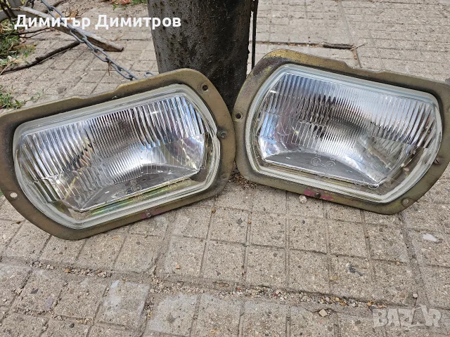 Продавам части за Москвич. Фарове Ск.Кутия, снимка 8 - Автомобили и джипове - 55612028