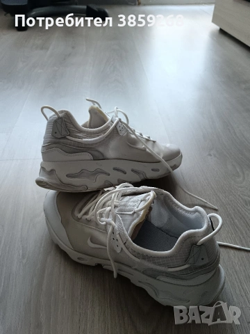 Оригинални мъжки маратонки Nike – №43 (US 9.5), снимка 2 - Маратонки - 54398427