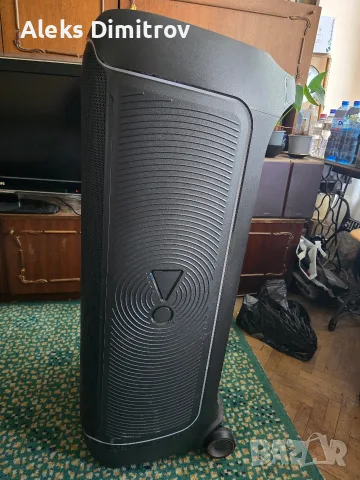 JBL Partybox Ultimate 1,100W, снимка 5 - Тонколони - 55672347