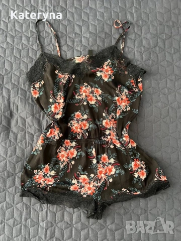 нощница, гащеризон