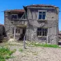 Продава парцел в с.Мезек  .Стара къща за цялостен ремонт или събаряне,двор 500кв.,канализация., снимка 1