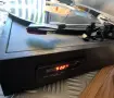 Грамофон TR109-R с ВГРАДЕНА БАТЕРИЯ, FM, Bluetooth, USB, SD слот и говорители, снимка 2