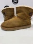 Дамски велурени ботуши UGG. Размер 40, снимка 1