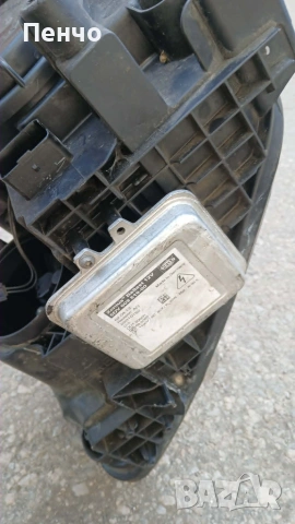 Десен фар XENON за Nissan Qashqai 2013 г., снимка 2 - Части - 55104747