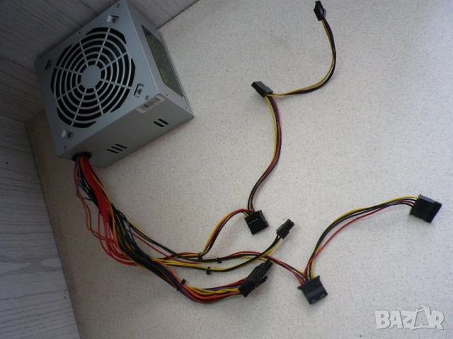 Захранване за компютър Delux 250W, снимка 5 - Захранвания и кутии - 54837119