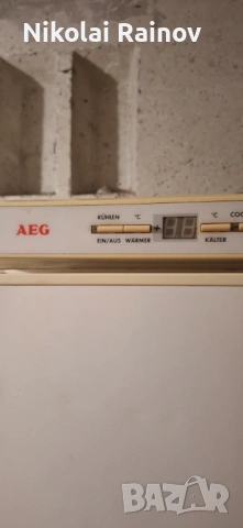 Хладилник с фризер AEG, снимка 6 - Хладилници - 54677078