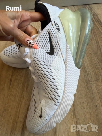 Оригинални маратонки NIKE AIR MAX 270! 45 н, снимка 4 - Маратонки - 52179837